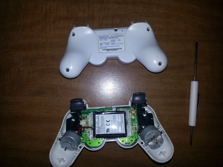 Controller without back cover