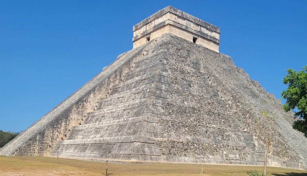 Cancun - Chichen Itza Pyramid